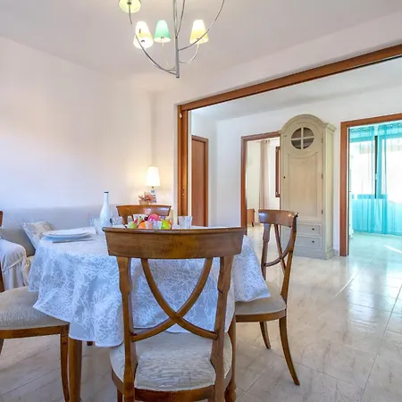 Appartamento La Beddha By Interhome